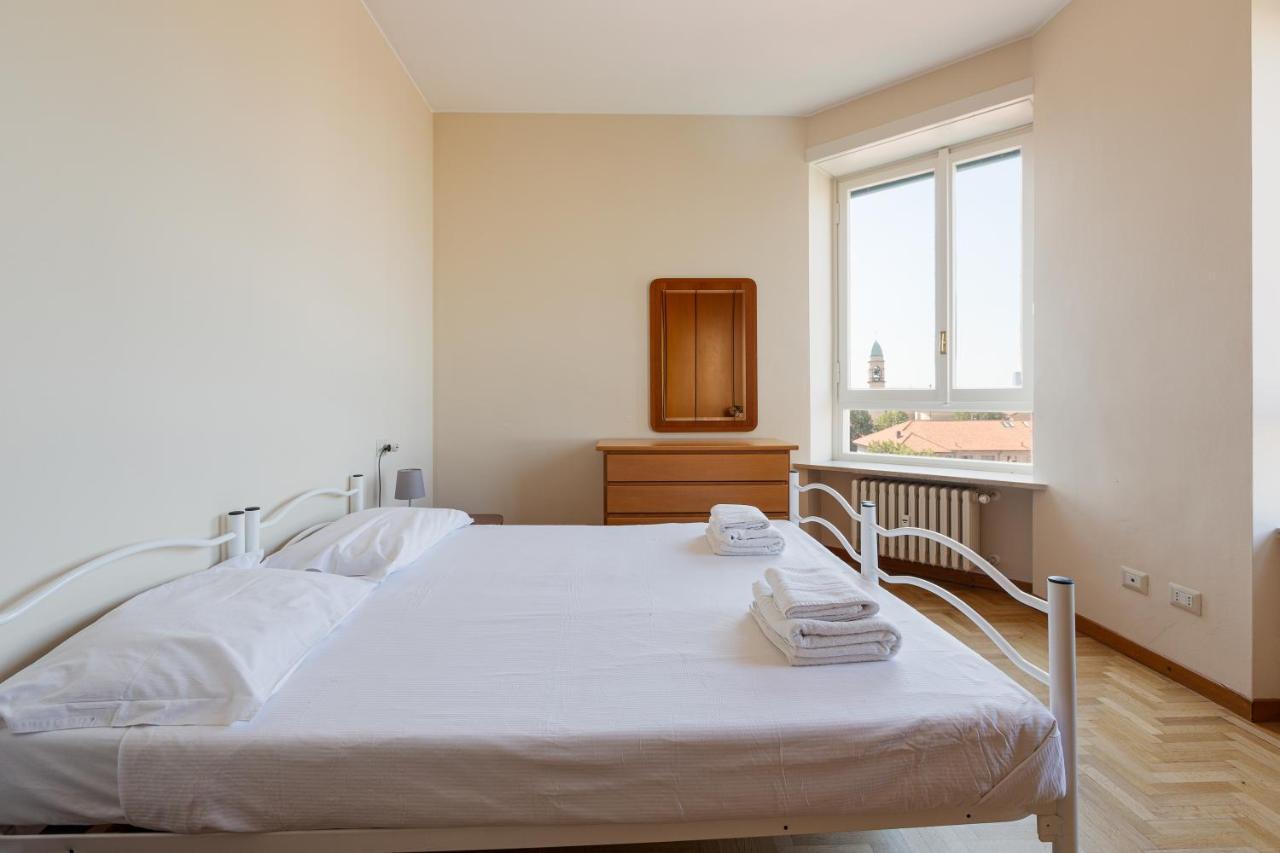 Milano - Roomy Apartment 300 M From M3 Affori Fn! מראה חיצוני תמונה
